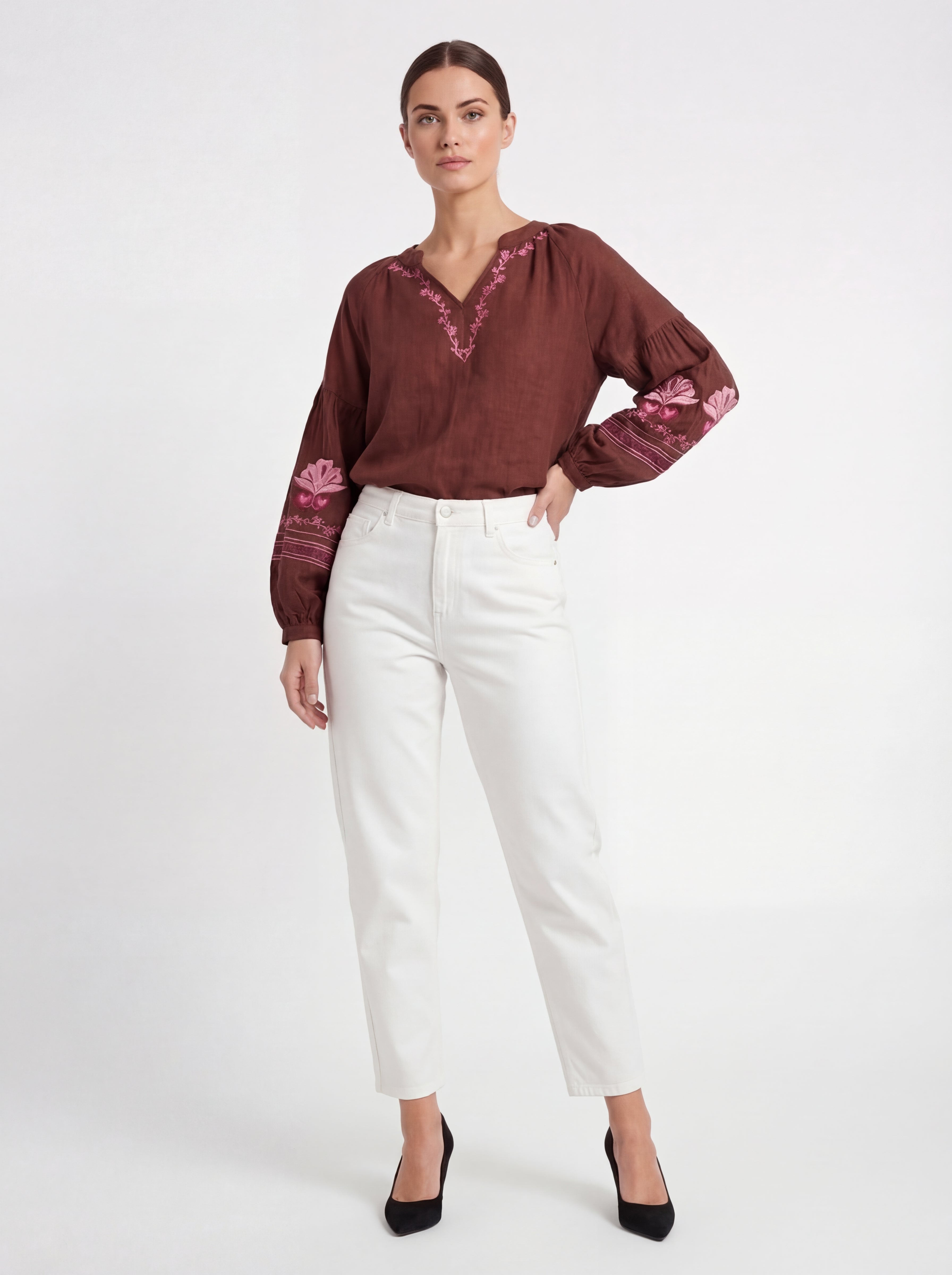 Isabella Embroidery Blouse
