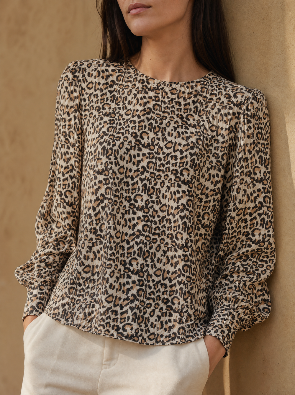 Sanne Top Leopard detailfoto gedragen