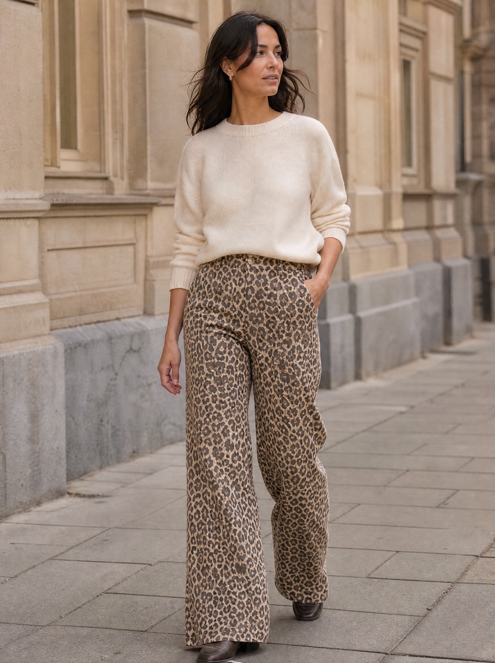 Robin Broek Animal gedragen door model